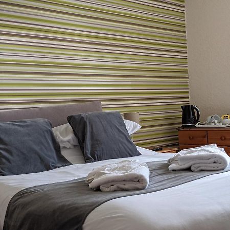 Crown Hotel Langholm Eksteriør billede